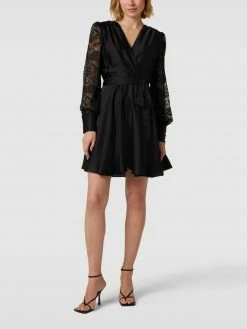 Swing Knielanges Kleid Mit Taillengürtel - Schwarz