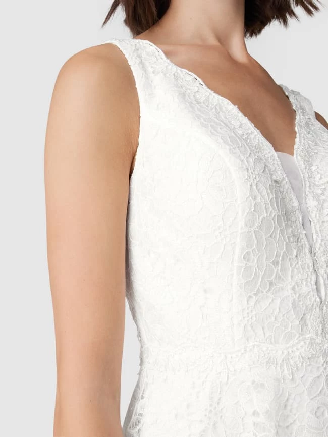 TROYDEN COLLECTION Brautkleid Mit Floraler Spitze - Offwhite 4 TROYDEN COLLECTION Brautkleid Mit Floraler Spitze - Offwhite – Bild 3