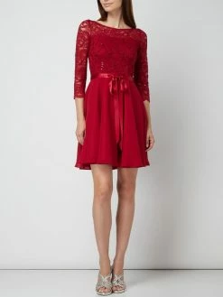 Swing Cocktailkleid Aus Häkelspitze Modell 'STAMM' - Bordeaux Rot