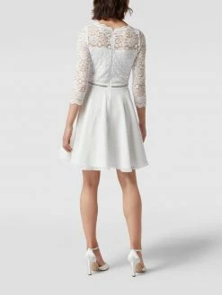 Swing Brautkleid Mit Floralen Stickereien Und Ziersteinen - Offwhite -LUXUAR SHOP 6l55clijad0k4ipl9p35ah2984q4miabap430j9j6taj8e9i8gs48hho6d4kid1i8dajaka38d158kqg70o32ohl74q62p32ccoj8chk68r36e9n61i62d9g6kqm2d34ccr30e0