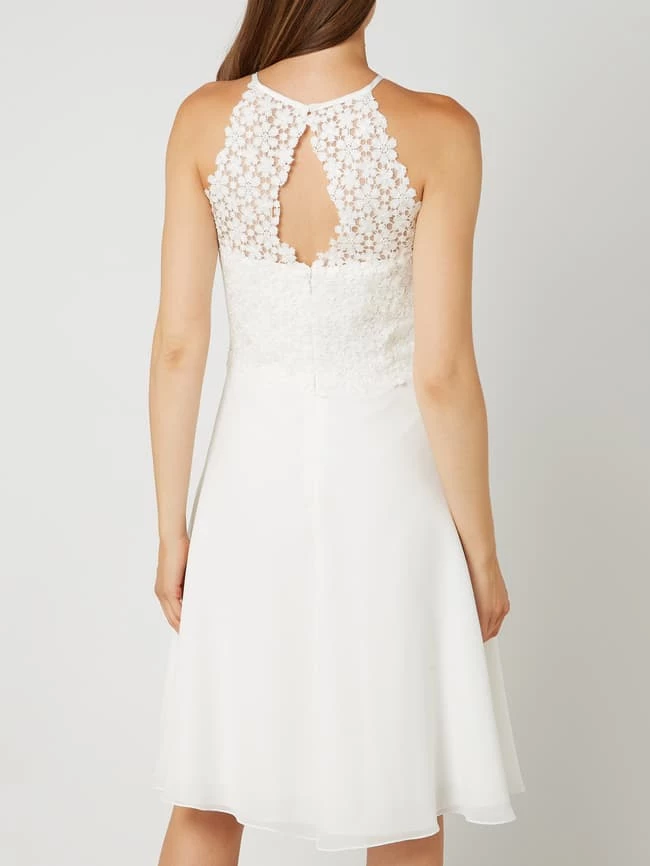 Luxuar Brautkleid Mit Cut Out - Offwhite 7 Luxuar Brautkleid Mit Cut Out - Offwhite – Bild 5