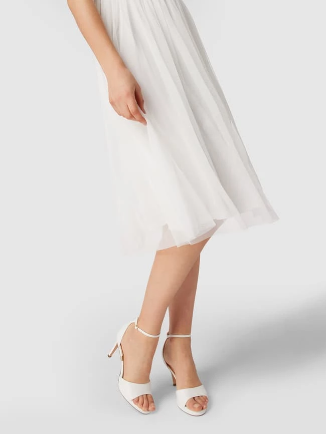 LACE & BEADS Brautkleid Mit Paillettenbesatz - Weiß 8 LACE & BEADS Brautkleid Mit Paillettenbesatz - Weiß – Bild 6