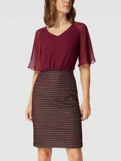 Swing Cocktailkleid Mit Abgerundetem V-Ausschnitt - Bordeaux Rot 10 Swing Cocktailkleid Mit Abgerundetem V-Ausschnitt - Bordeaux Rot -LUXUAR SHOP 84skgiq96d8l0jph94q3ej1o74r30d1hap34qiic6574klic90s4sl22614kgial612kic1i94pl8k2m8p3j6d1l6pgm6or260sm2ohk6ks3ge9i6cp6ac1i70pjac346cqm4d0