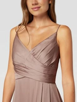 Jake*s Cocktail Abendkleid Mit V-Ausschnitt - Sand -LUXUAR SHOP 8da4qipkad4ksgik69al6i2h6t2jgead8t44aji664p4ccab9kok6k2la12kseaj9gs46ci3adb34gqk9co66opk75i68phg60o62chkc4s38e1occrjccpn6hgm8chkc8s66c0