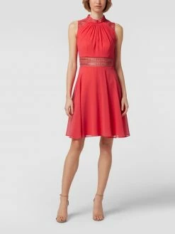 V.M. Cocktailkleid Mit Taillenpasse Aus Spitze - Koralle