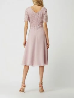 Vera Mont Cocktailkleid Aus Floraler Spitze Und Chiffon - Rosé 9 Vera Mont Cocktailkleid Aus Floraler Spitze Und Chiffon - Rosé -LUXUAR SHOP 8sol6dhg8d74ci2ia954ek9p84o3el259d14ajam8op58e2ma0ql0ca89523iciead74oh288p0j2gqi90o62db1cph3iob66srjedpk6opj4ohhc4ojcc366cp32eb469j6cp8