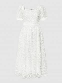 Swing Cocktailkleid Mit Floralem Besatz - Offwhite -LUXUAR SHOP 8sp42l289t1j2ghp6t444ka76l836dpm9la4oli58p54sc2l6543ghi76t3k4h1p9l5j4kiha123acac6oo66dhi74p34cpkcdi6ae9k6gr36e9j64oj8dpgckom6cr2ccq3cdg