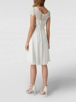 Luxuar Brautkleid Mit Floralen Stickereien Und Zierperlen - Offwhite -LUXUAR SHOP 911l6k9p60ol8e9i90p4icij99236cid6l4kkga16oq5adhh6933edhpaorj0ia98oq5cdiaal346h9haco62pj361hm2e1kc4rj8o9kc4r3cohi6gqj4pb460qjephlclh6aco