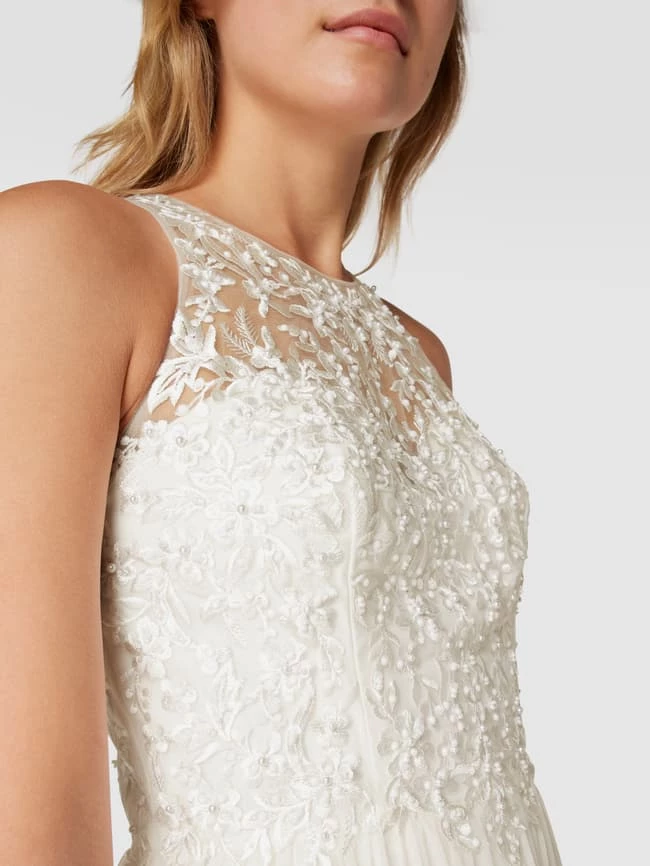 Laona Abendkleid Mit Floralen Stickereien Und Zierperlen - Offwhite 5 Laona Abendkleid Mit Floralen Stickereien Und Zierperlen - Offwhite – Bild 3