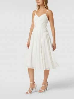 Laona Brautkleid Mit Floralen Stickereien Und Zierperlen - Offwhite -LUXUAR SHOP 94s4ec256gp30khi9t9l4ca2a9a34jq3950ksgq29takejq271234j218h246ji4713jckqj619kcd2m8p3jip1g74pm2p9mc9i34ohk6thm8eb661i66db66dij6e1j6kr68e8