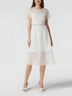 Apart Glamour Cocktailkleid Aus Floralen Stickereien - Offwhite -LUXUAR SHOP 95b3cda7a0q36jhh8ss4ochi9krk4e1lacsj0j2ca9a3ghih9t44mca38t0k4k2m9pb3id1i9orjccq4753jadphc5h3id9k6pi64phk6osm8ob1c8s68dr1cks36dhj6tim6p8