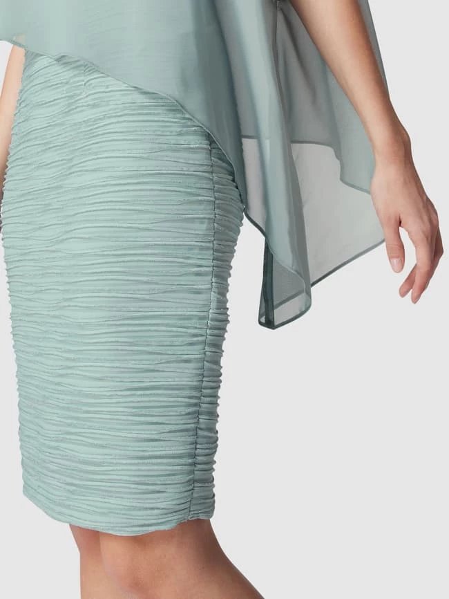 Swing Cocktailkleid Mit Asymmetrischem Cape - Mint 8 Swing Cocktailkleid Mit Asymmetrischem Cape - Mint – Bild 6
