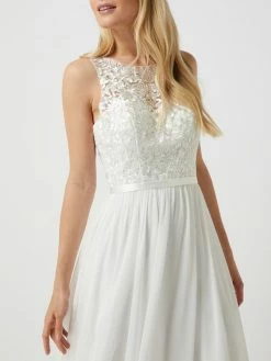 Luxuar Brautkleid Mit Floralen Stickereien - Offwhite -LUXUAR SHOP 9ha4kj1pa94jekhm9d94ec2c658jiia79d132h1m89akmk266d0j8jq6ah4j0dih8op46iqk6sq30d1oako64d32c8pm6db4c8rm2dpkclhm8ohh70q3ce1g64pjed3271gj8cg