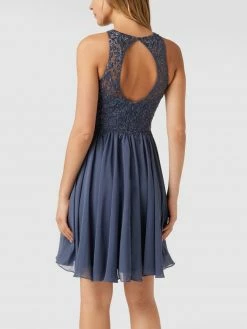 Laona Cocktailkleid Mit Floralen Stickereien Und Ziersteinen - Rauchblau -LUXUAR SHOP 9p84ugq98h5j0k1j8l1kadpm6t4kejaj9cql2k2384r32c1k911j6h9o6p2l8h2e8l9jie2a6cokgd9g8p3m6dr36oom6phh6lj34opk65h30ob26sp66c1hcpj62d1p6hhj4d0