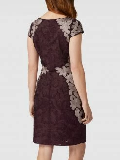 Christian Berg Cocktail Cocktailkleid Mit Zierbesatz - Aubergine -LUXUAR SHOP 9sskojic84ol6hpja52kciql6p34oha89gq4sgqlakrl0cqm61358jif859kadhi70q54lid895k8j2284o64phg71h30c9icgqjgd9k71hjieb2c8r3ep9o6oo64db66lijgd0