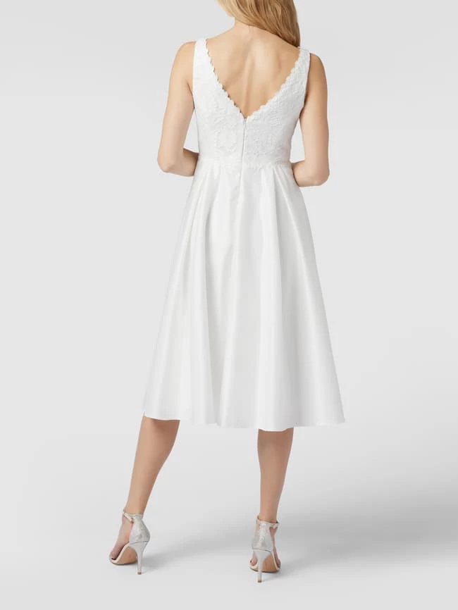 TROYDEN COLLECTION Cocktailkleid Mit Floralen Stickereien - Ecru 7 TROYDEN COLLECTION Cocktailkleid Mit Floralen Stickereien - Ecru – Bild 5