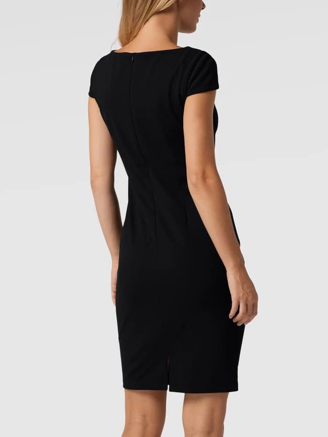 Paradi Cocktailkleid Mit Angeschnittenen Ärmeln Und Raffungen - Schwarz 7 Paradi Cocktailkleid Mit Angeschnittenen Ärmeln Und Raffungen - Schwarz – Bild 5