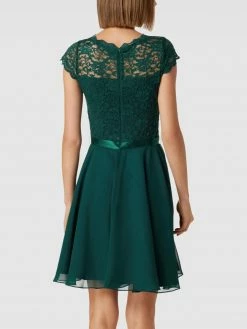 Swing Cocktailkleid Mit Floraler Spitze - Dunkelgrün -LUXUAR SHOP a554qeadah9j2c1h9ss44ha268o3ec2h70okgga76la4ee1n6cs4cghm95850cq1612kqipg6sq32jpiako34e9n64o3ad9o6lh62dhk70qm2e1n68o64dpn6csjicpo6lh68pg