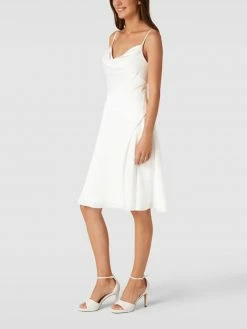 Luxuar Brautkleid Mit Wasserfall-Ausschnitt - Offwhite 11 Luxuar Brautkleid Mit Wasserfall-Ausschnitt - Offwhite -LUXUAR SHOP a59kskib8hb56h296h9j6gic91558ipo9d3laji4894laga98h8k2d1l7143gkakah534d2e6or3ekad9co34p31cgqjic1k6sqjec1kcks62oj661ijic9i6dh36ohl6gq3adg