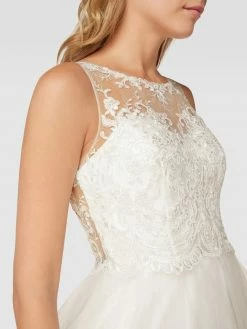 Laona Brautkleid Mit Floralen Stickereien Und Zierperlen - Offwhite -LUXUAR SHOP a9658gq4ad934hqf8os4gcaka5ak8li48oo42l2e8593glid6l1k8iq59ork4h1ka9856ea48d54sj1oap3jecj1c4r32c1lc8om4d9kc8om2e9nclij0c9pcgsj8p9o6gr6ac8