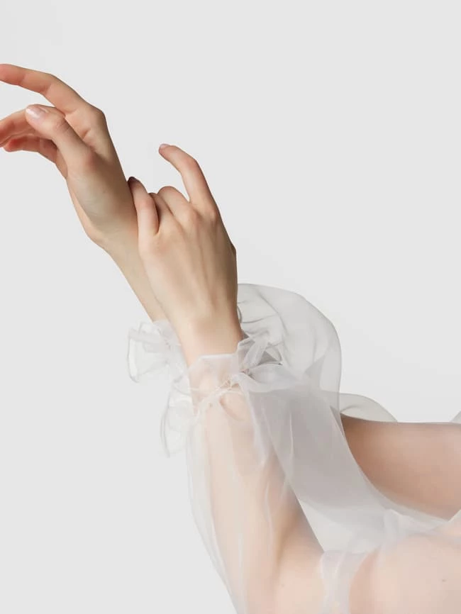 V.M. Cocktailkleid Mit Transparentem Oberteil - Offwhite 5 V.M. Cocktailkleid Mit Transparentem Oberteil - Offwhite – Bild 3